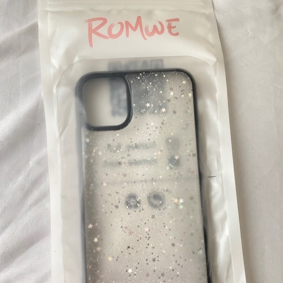 2 Phone Cases - Picture 2 of 4